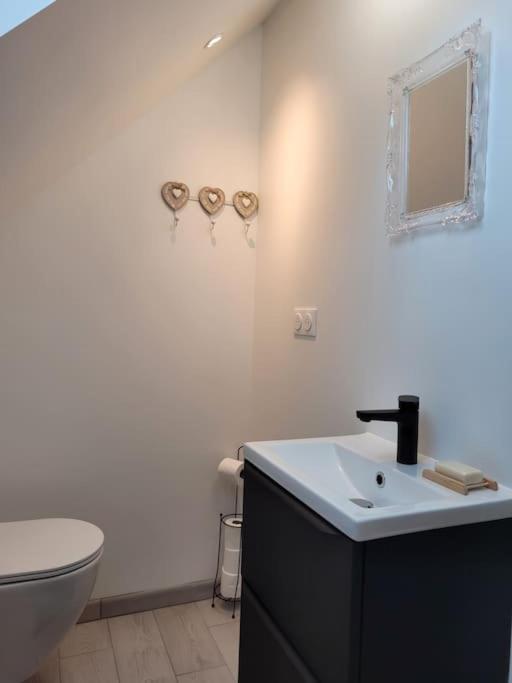 Appartement Proche Circuit Change  ภายนอก รูปภาพ