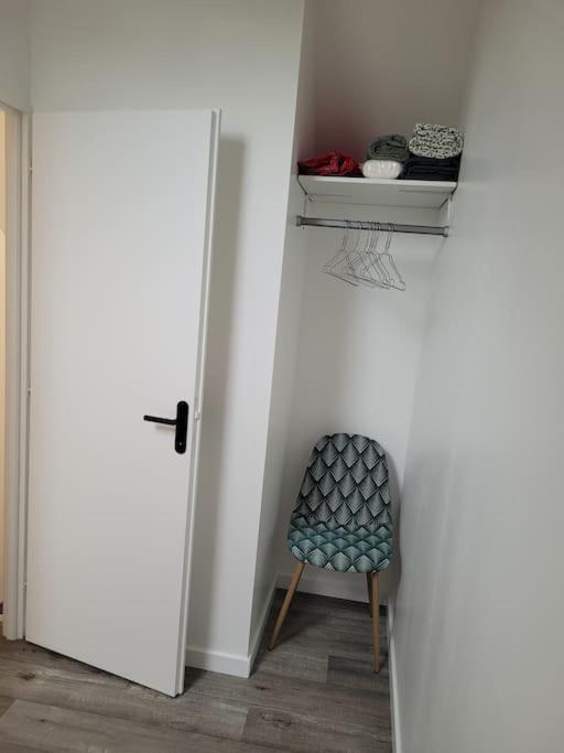 Appartement Proche Circuit Change  ภายนอก รูปภาพ